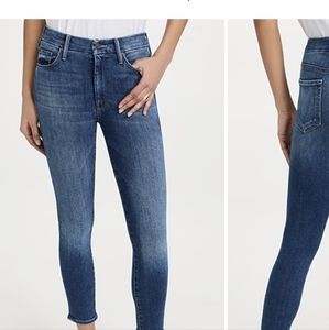 Mother the looker crop in Rancho Diablo